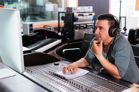 How Much Do Sound Technicians Make? An In-Depth Salary Analysis (2024)